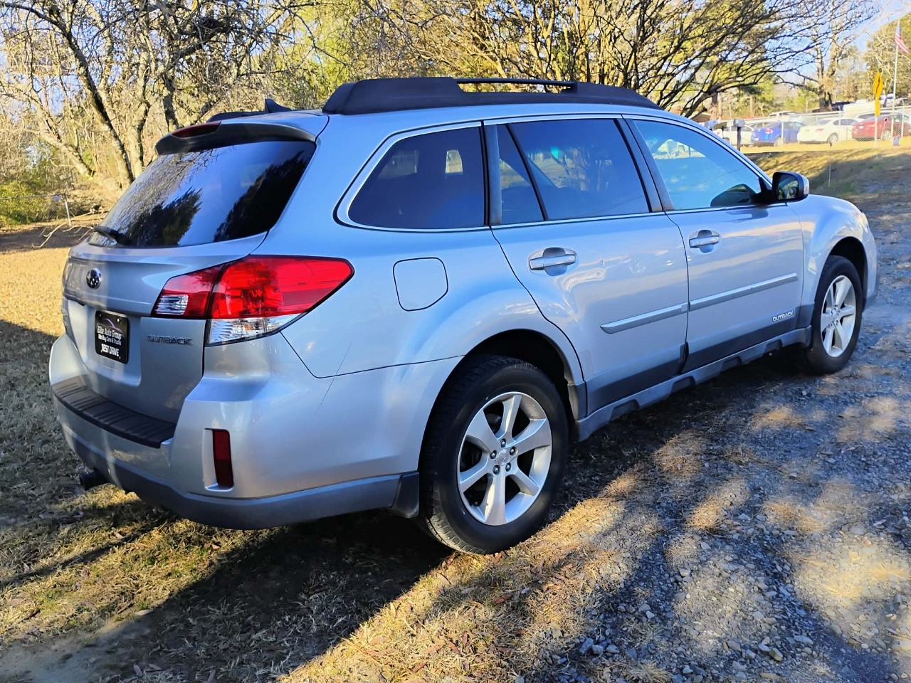 Subaru Outback 4dr Wgn H4 Auto 2.5i Limited 2014