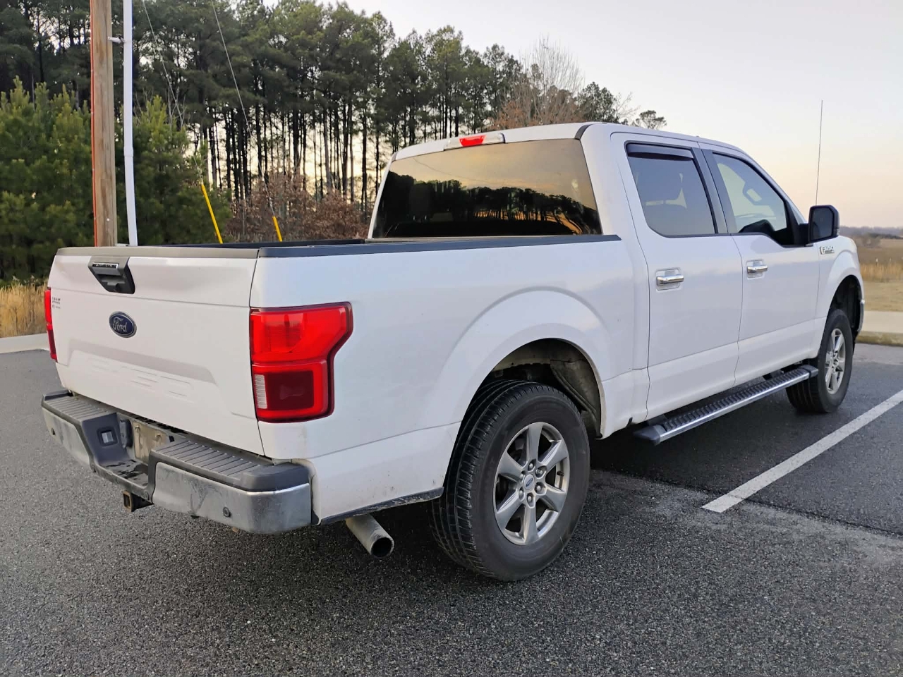 Ford F-150 2WD SuperCrew 139" XLT 2020