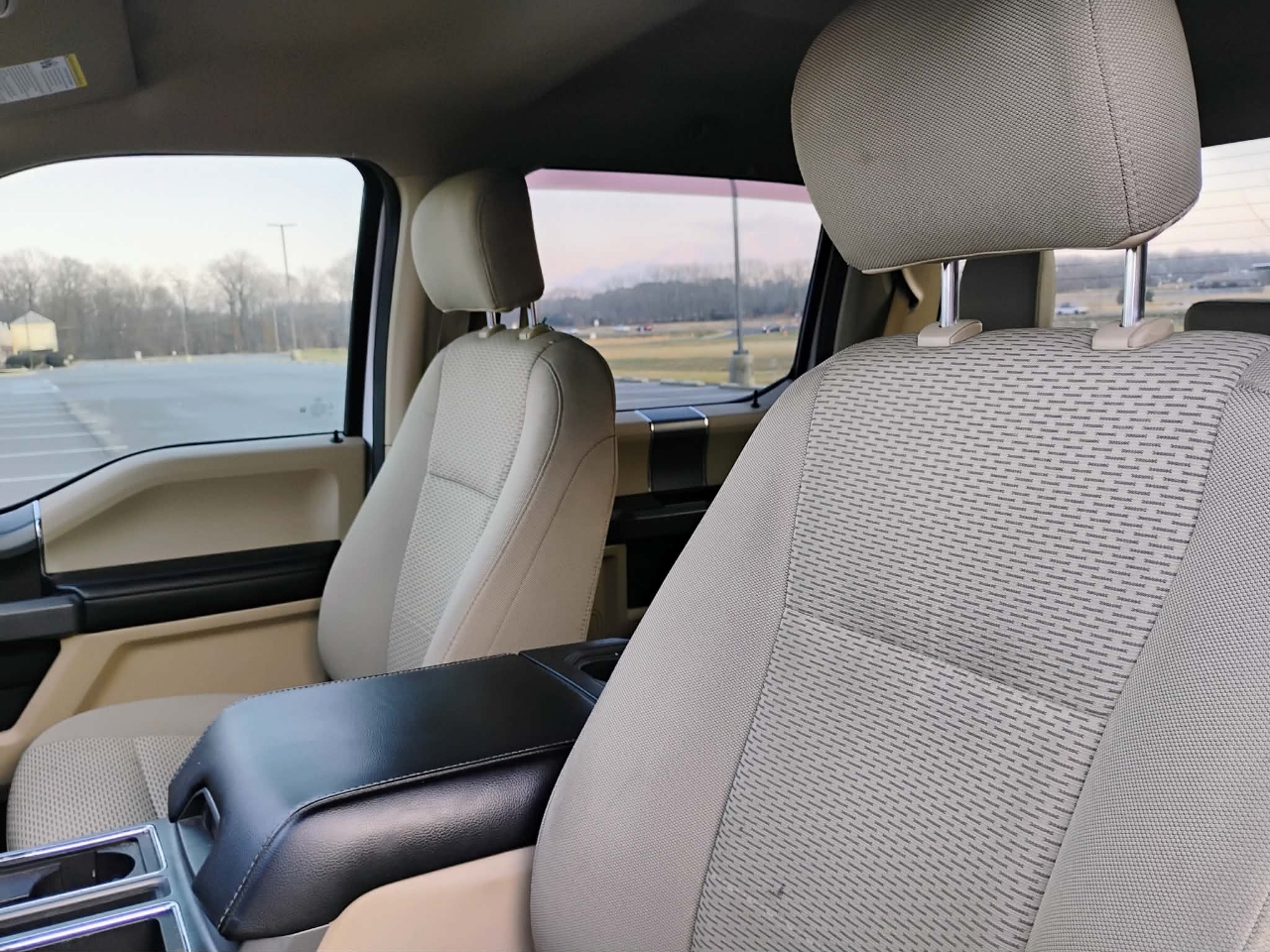 Ford F-150 2WD SuperCrew 139" XLT 2020