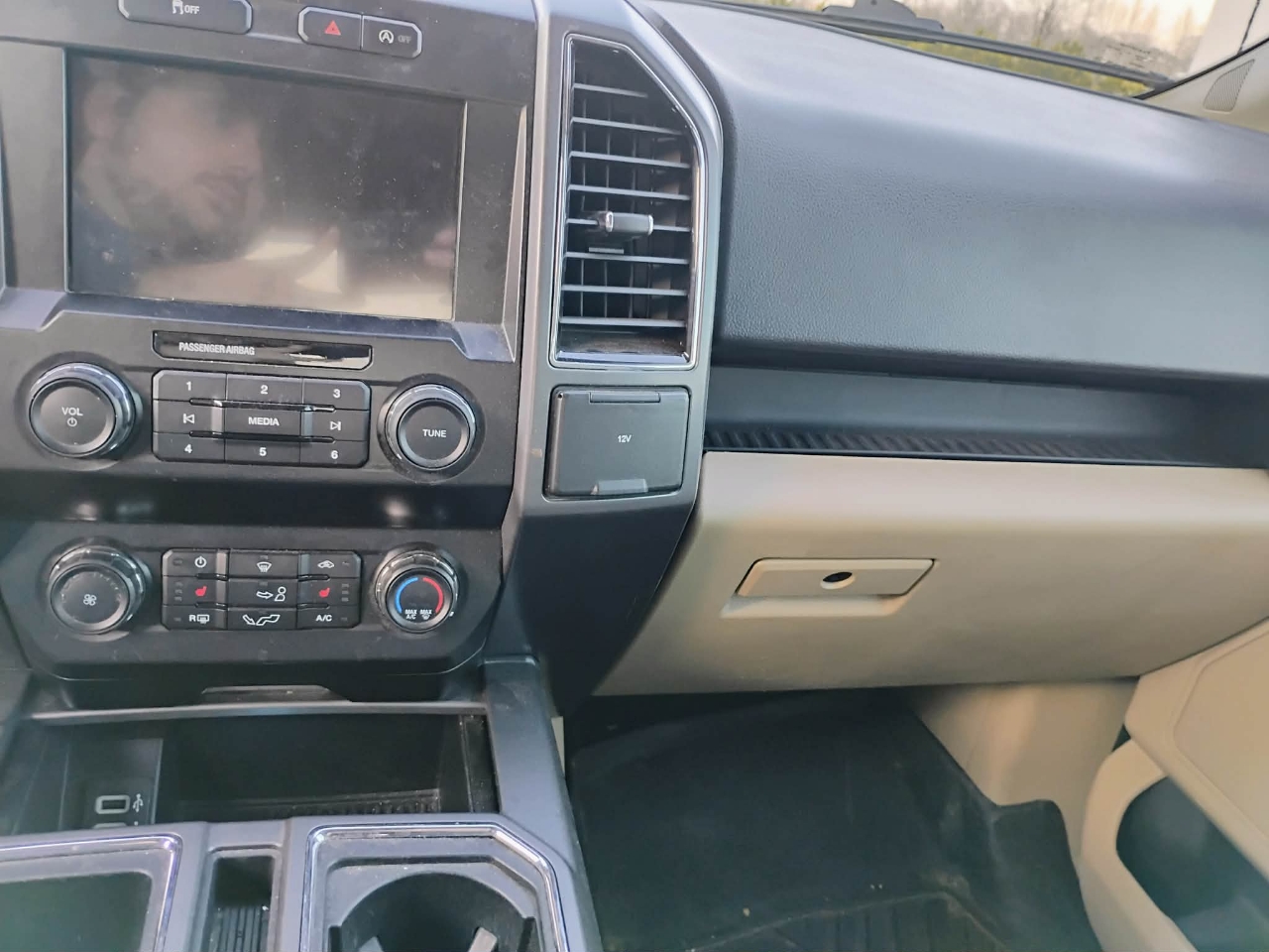 Ford F-150 2WD SuperCrew 139" XLT 2020