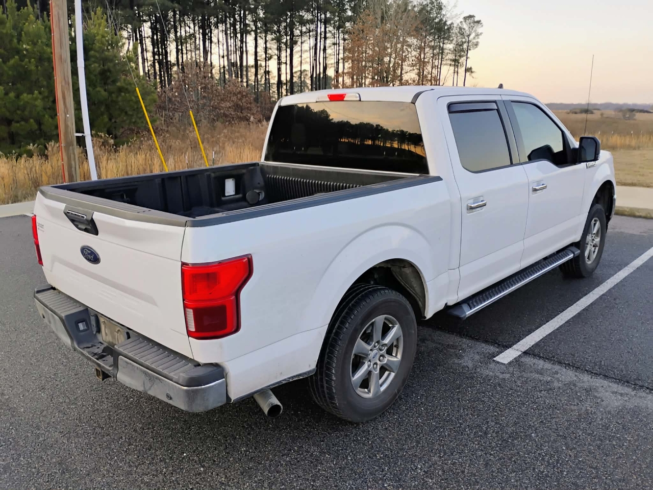Ford F-150 2WD SuperCrew 139" XLT 2020
