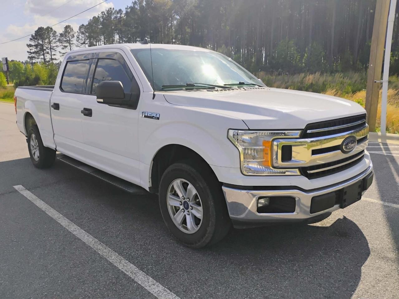 Ford F-150 2WD SuperCrew 145" XLT 2019