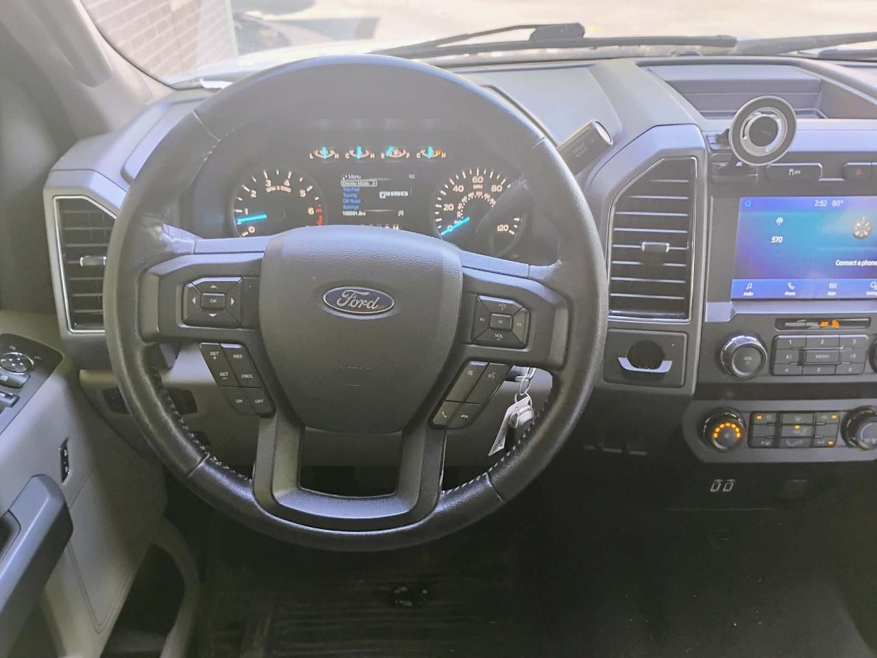 Ford F-150 2WD SuperCrew 145" XLT 2019