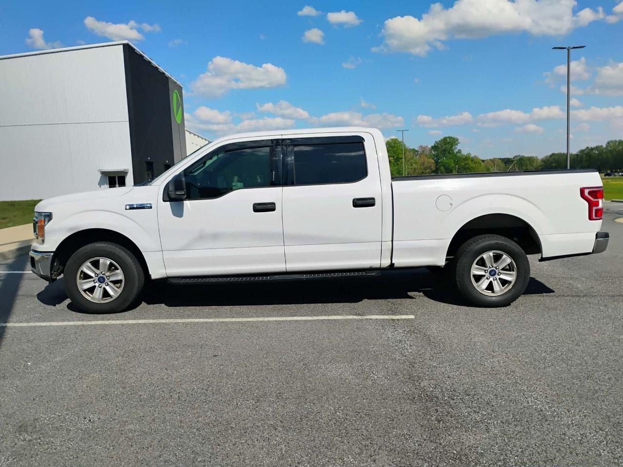 Ford F-150 2WD SuperCrew 145" XLT 2019