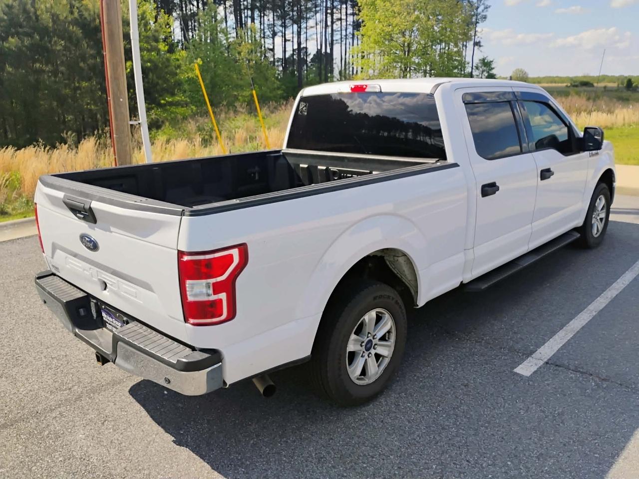 Ford F-150 2WD SuperCrew 145" XLT 2019