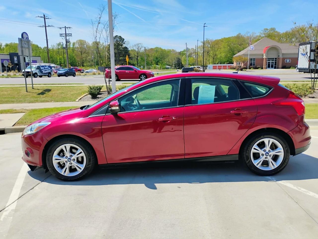 Ford Focus 5dr HB SE 2014