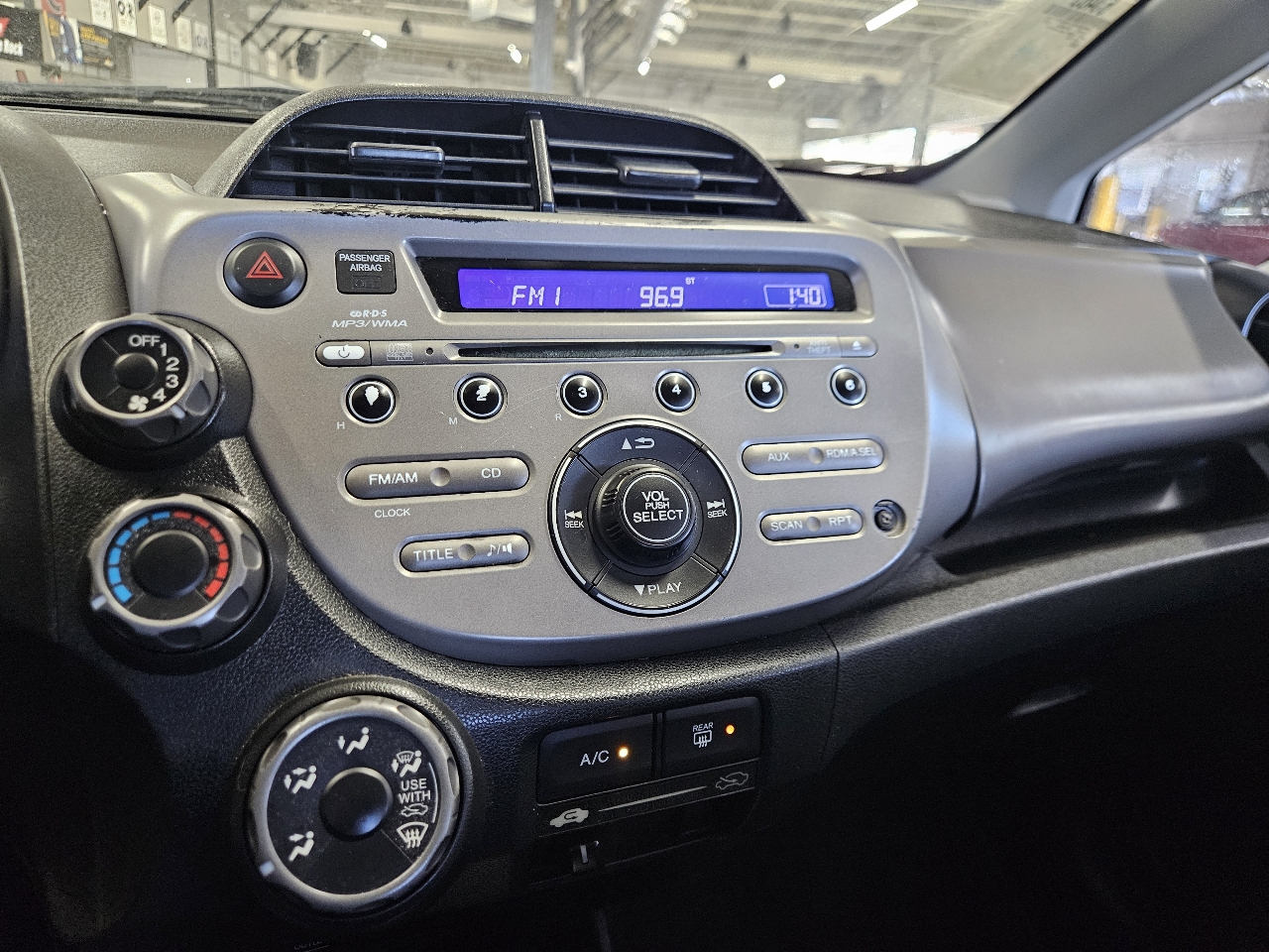 Honda Fit 5dr HB Auto 2009