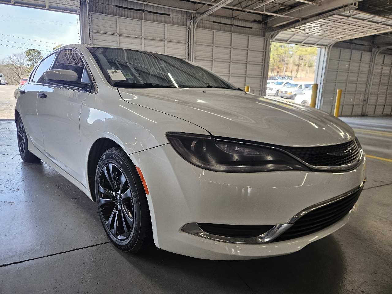 Chrysler 200 4dr Sdn Limited FWD 2015
