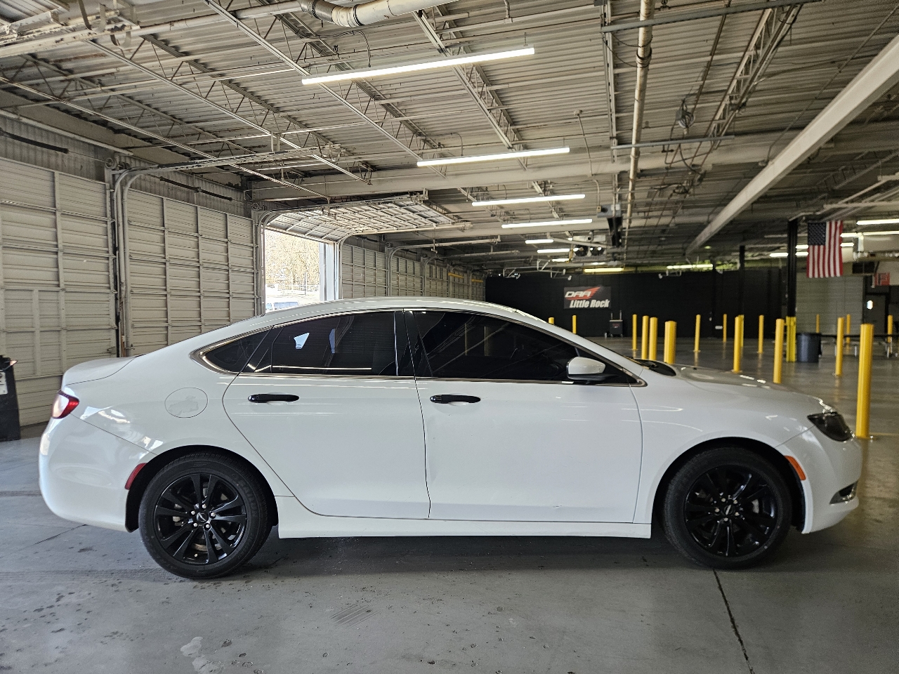 Chrysler 200 4dr Sdn Limited FWD 2015