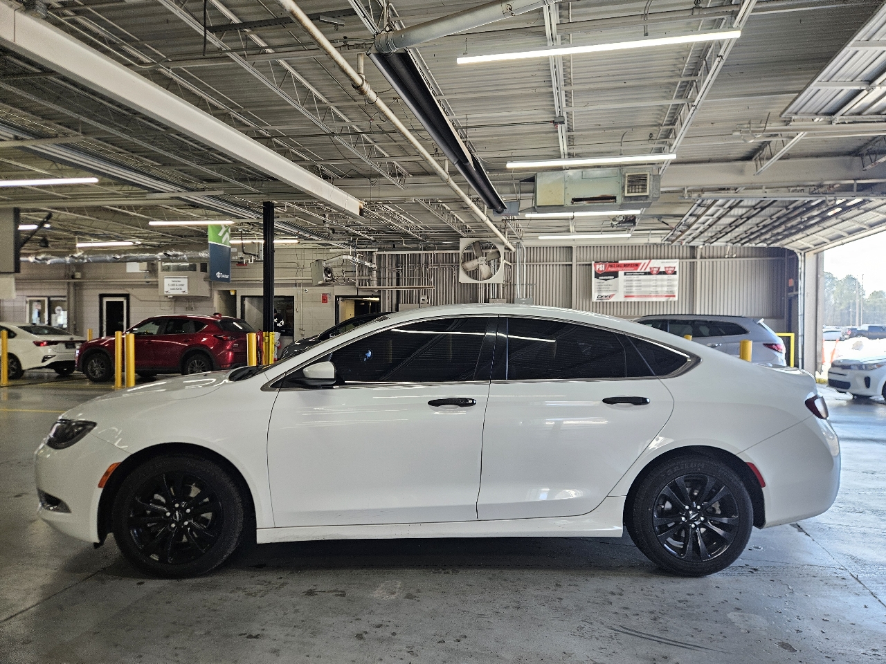 Chrysler 200 4dr Sdn Limited FWD 2015