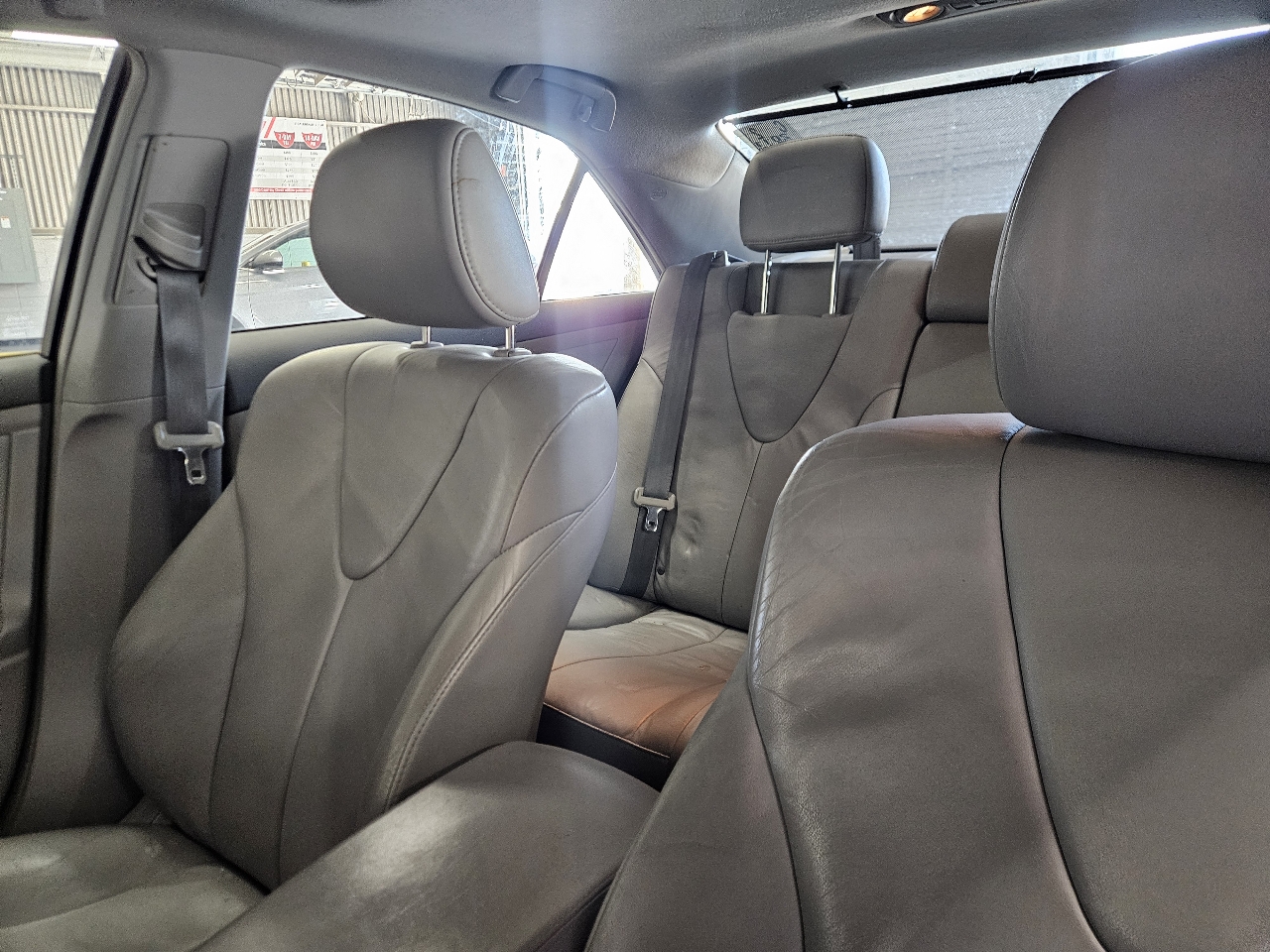 Toyota Camry 4dr Sdn V6 Auto XLE (Natl) 2011