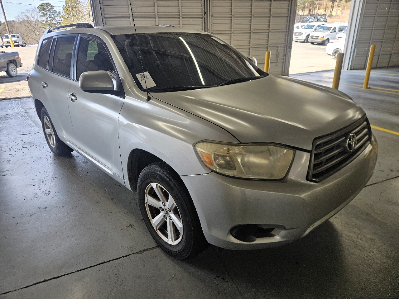 Toyota Highlander FWD 4dr V6 Base (Natl) 2010