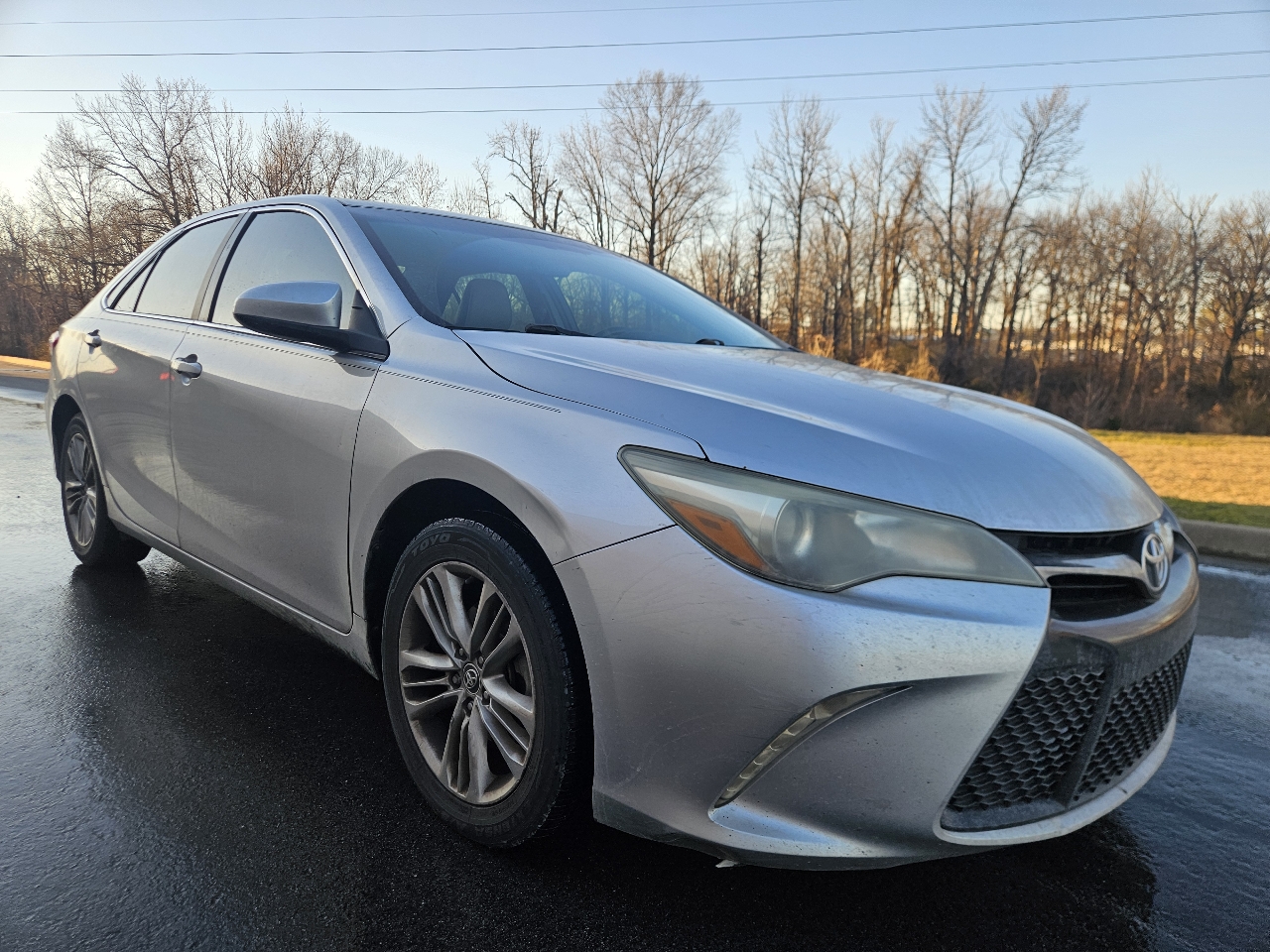 Toyota Camry 4dr Sdn I4 Auto XLE (Natl) 2015