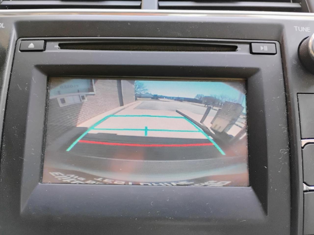 Toyota Camry 4dr Sdn I4 Auto XLE (Natl) 2015