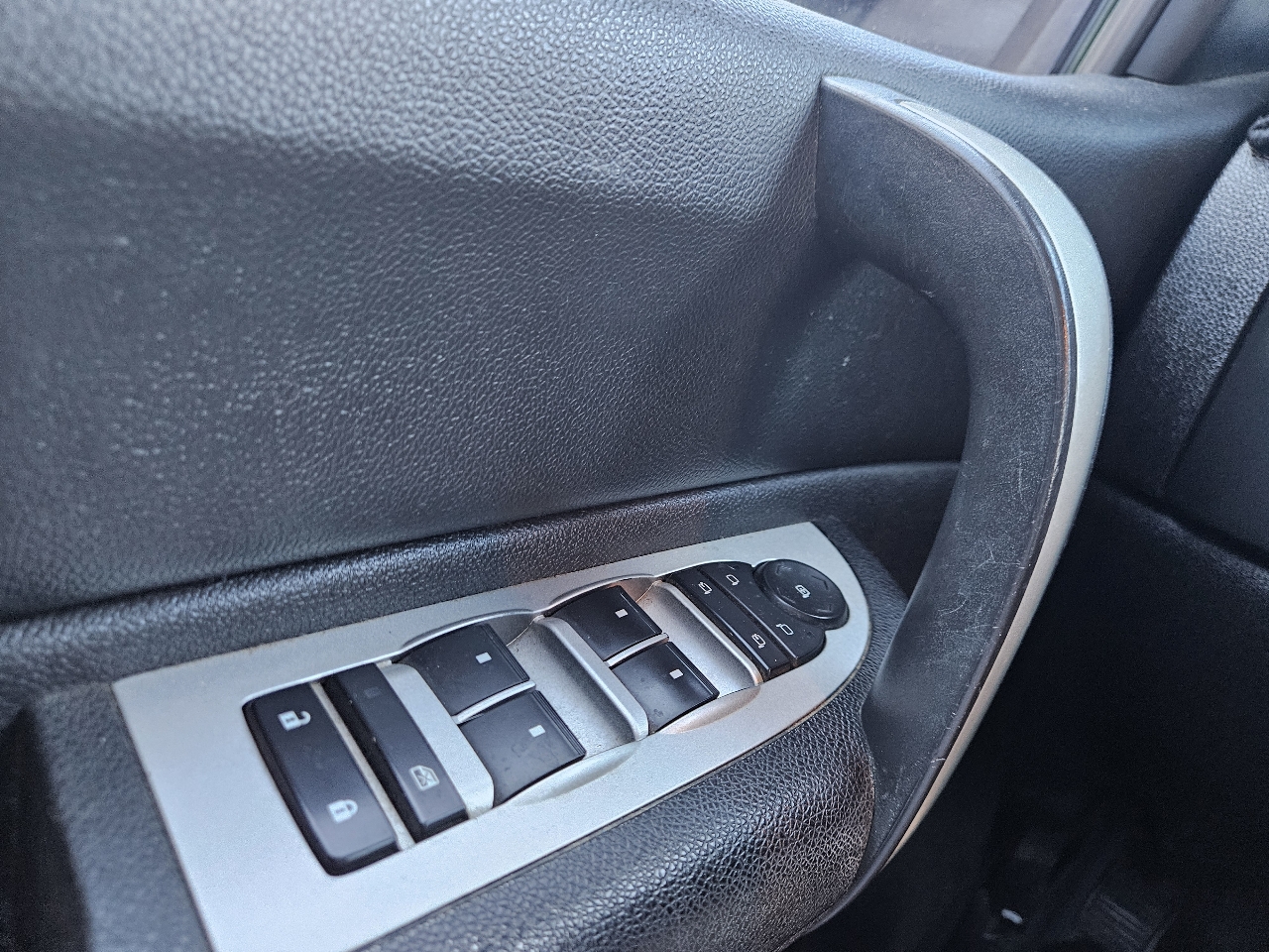 Chevrolet Silverado 1500 4WD Crew Cab 143.5" LT 2009