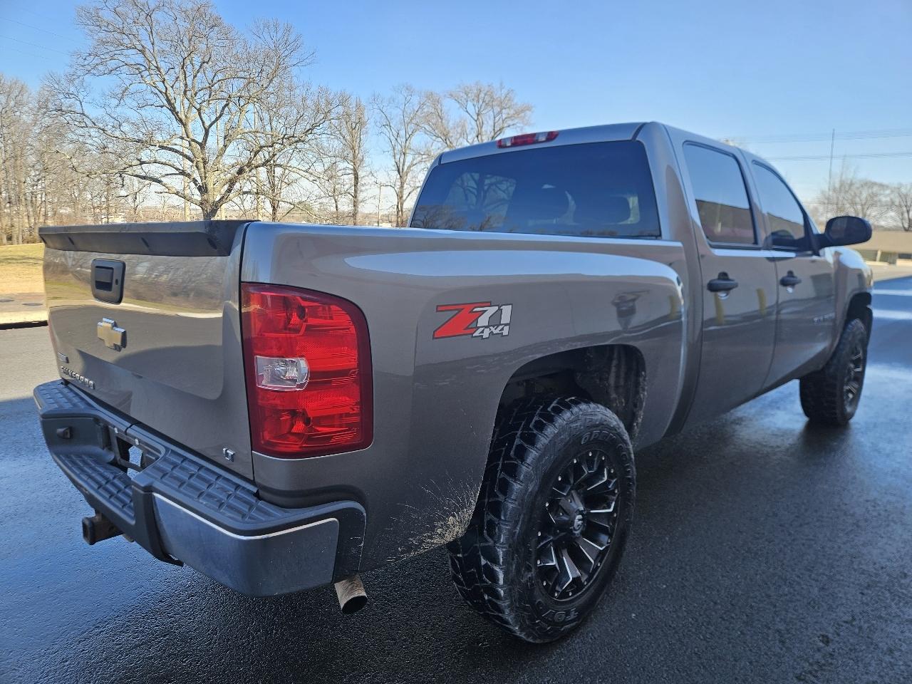 Chevrolet Silverado 1500 4WD Crew Cab 143.5" LT 2009