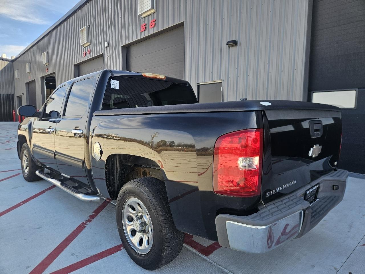 Chevrolet Silverado 1500 2WD Crew Cab 143.5" LS 2009