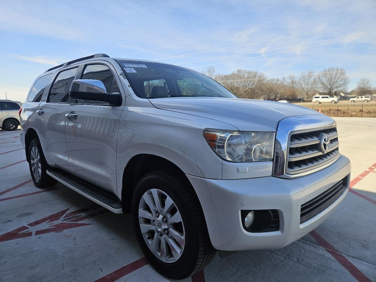 Toyota Sequoia 4WD 5.7L FFV Platinum (Natl) 2014