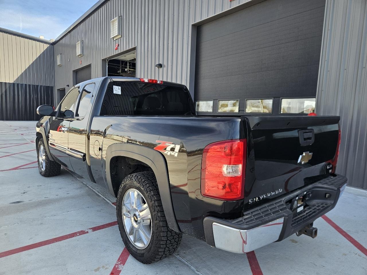 Chevrolet Silverado 1500 4WD Ext Cab 143.5" LT 2013