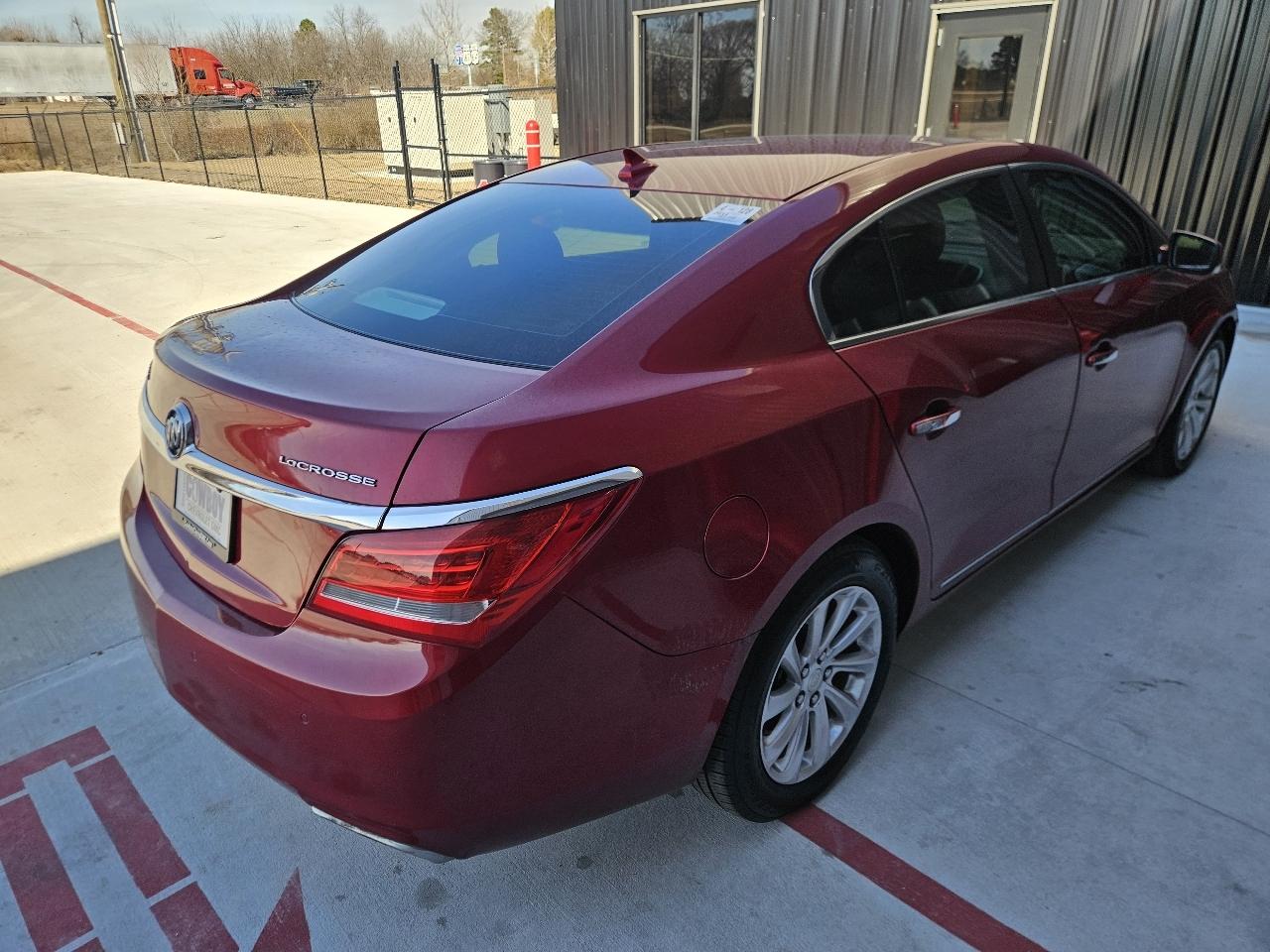 Buick LaCrosse 4dr Sdn Leather FWD 2014