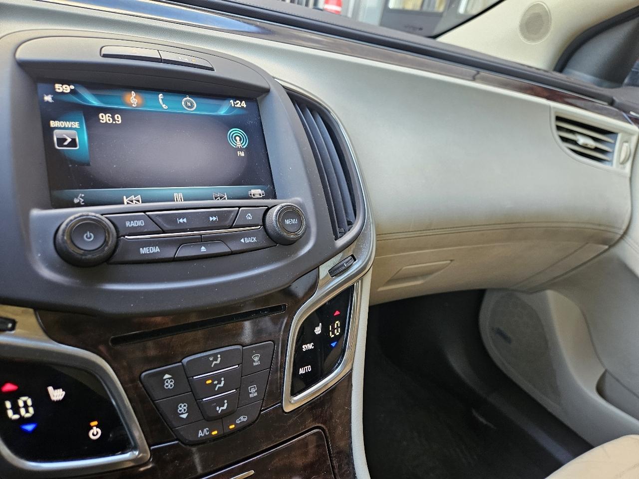 Buick LaCrosse 4dr Sdn Leather FWD 2014