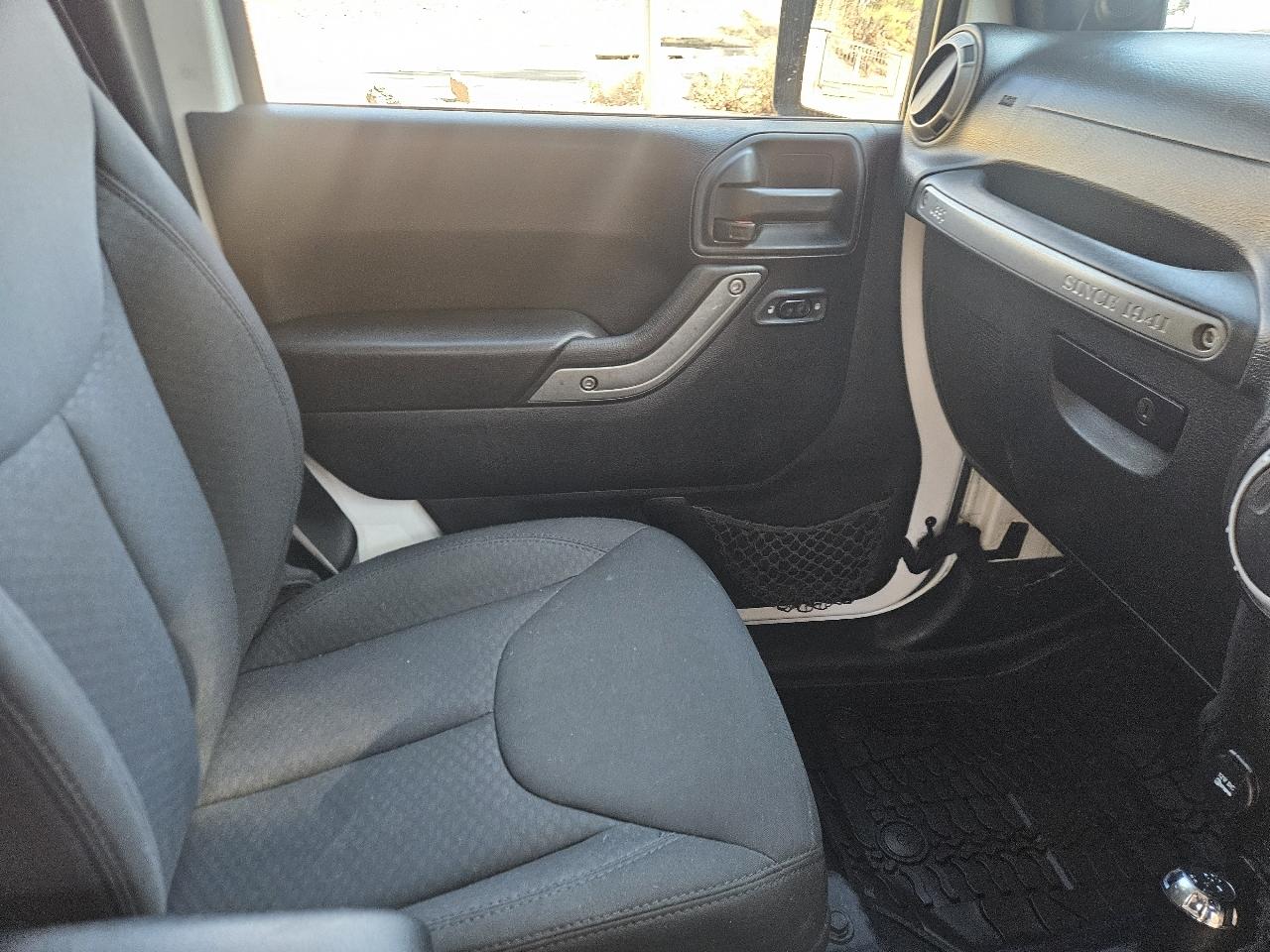 Jeep Wrangler Unlimited 4WD 4dr Sport RHD *Ltd Avail* 2014