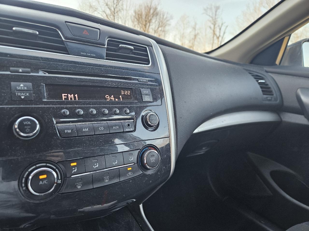 Nissan Altima 4dr Sdn I4 2.5 S 2013