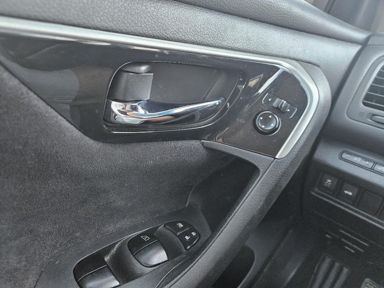 Chevrolet Cruze 4dr Sdn LTZ 2013