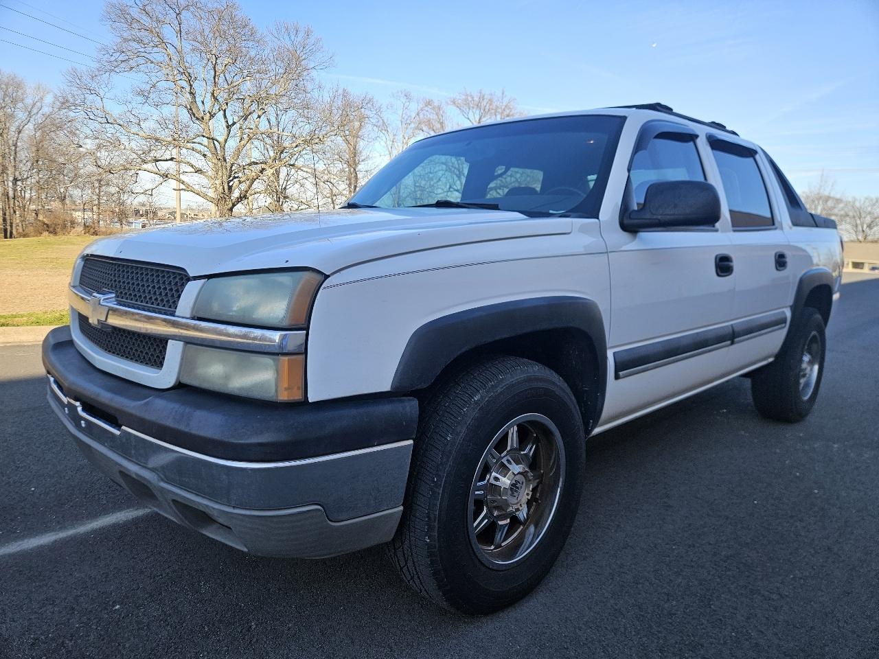 Chevrolet Avalanche 1500 5dr Crew Cab 130" WB 2003