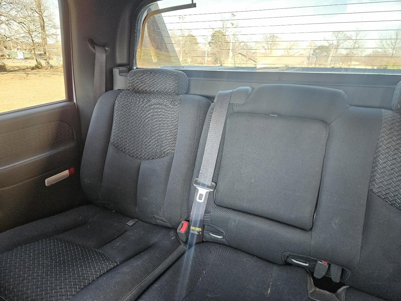 Chevrolet Avalanche 1500 5dr Crew Cab 130" WB 2003