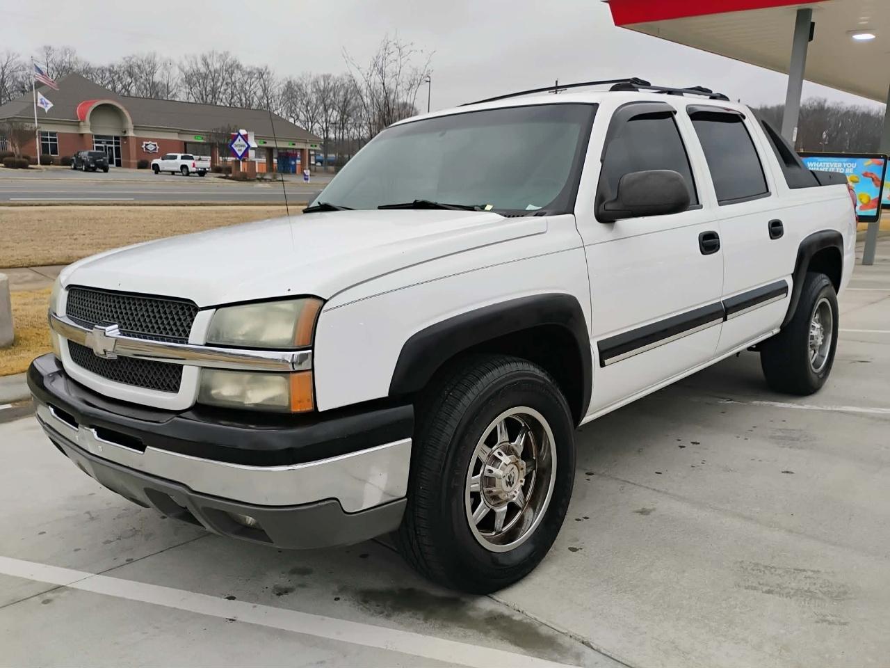 Chevrolet Avalanche 1500 5dr Crew Cab 130" WB 2003
