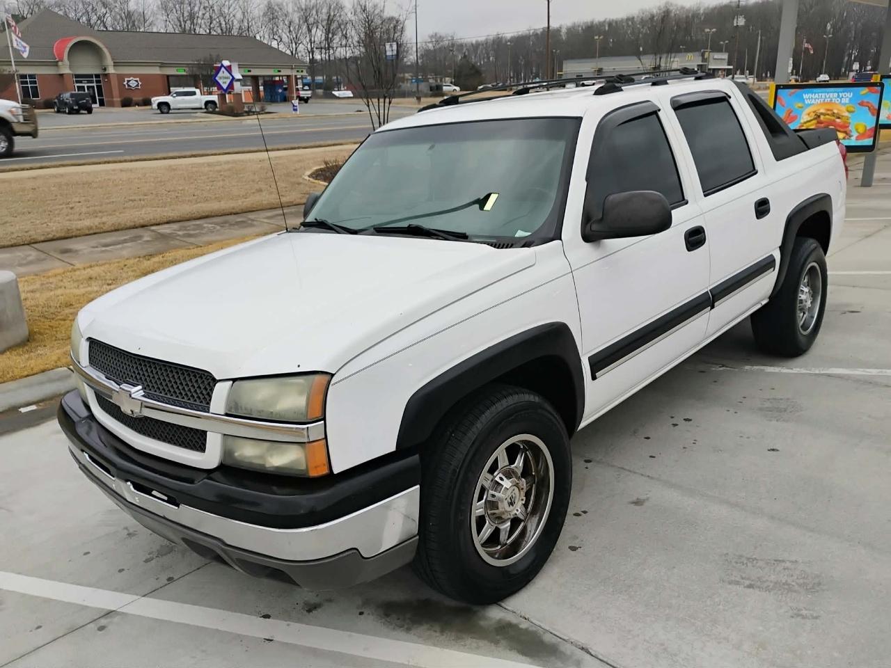 Chevrolet Avalanche 1500 5dr Crew Cab 130" WB 2003