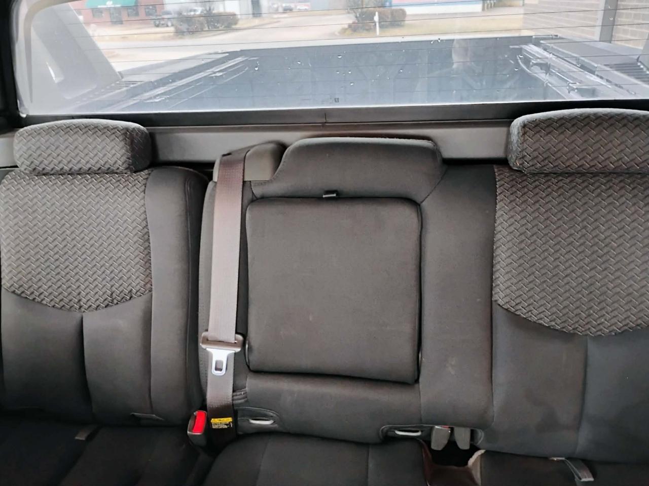 Chevrolet Avalanche 1500 5dr Crew Cab 130" WB 2003