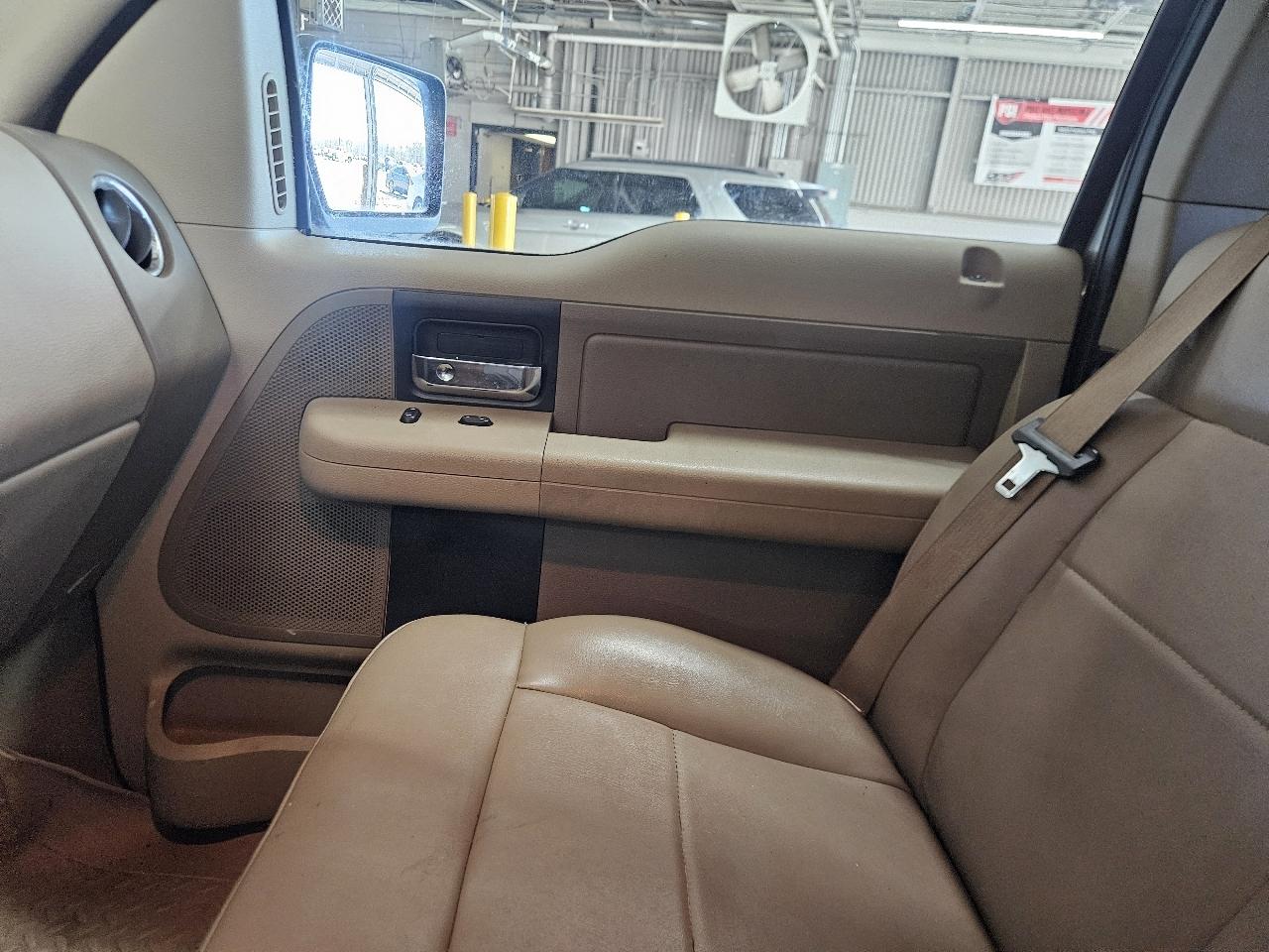 Ford F-150 2WD SuperCab 133" STX 2006