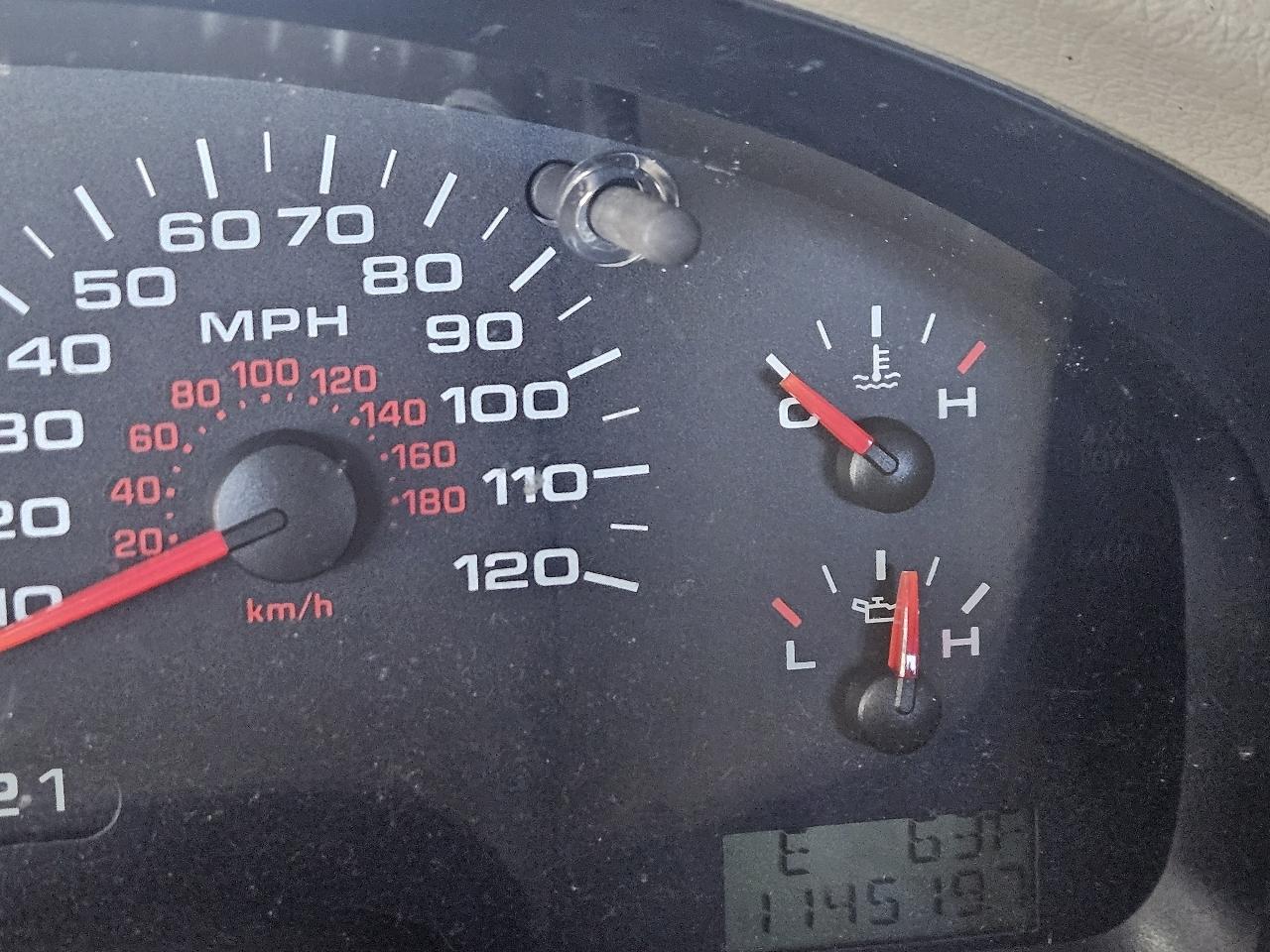 Ford F-150 2WD SuperCab 133" STX 2006