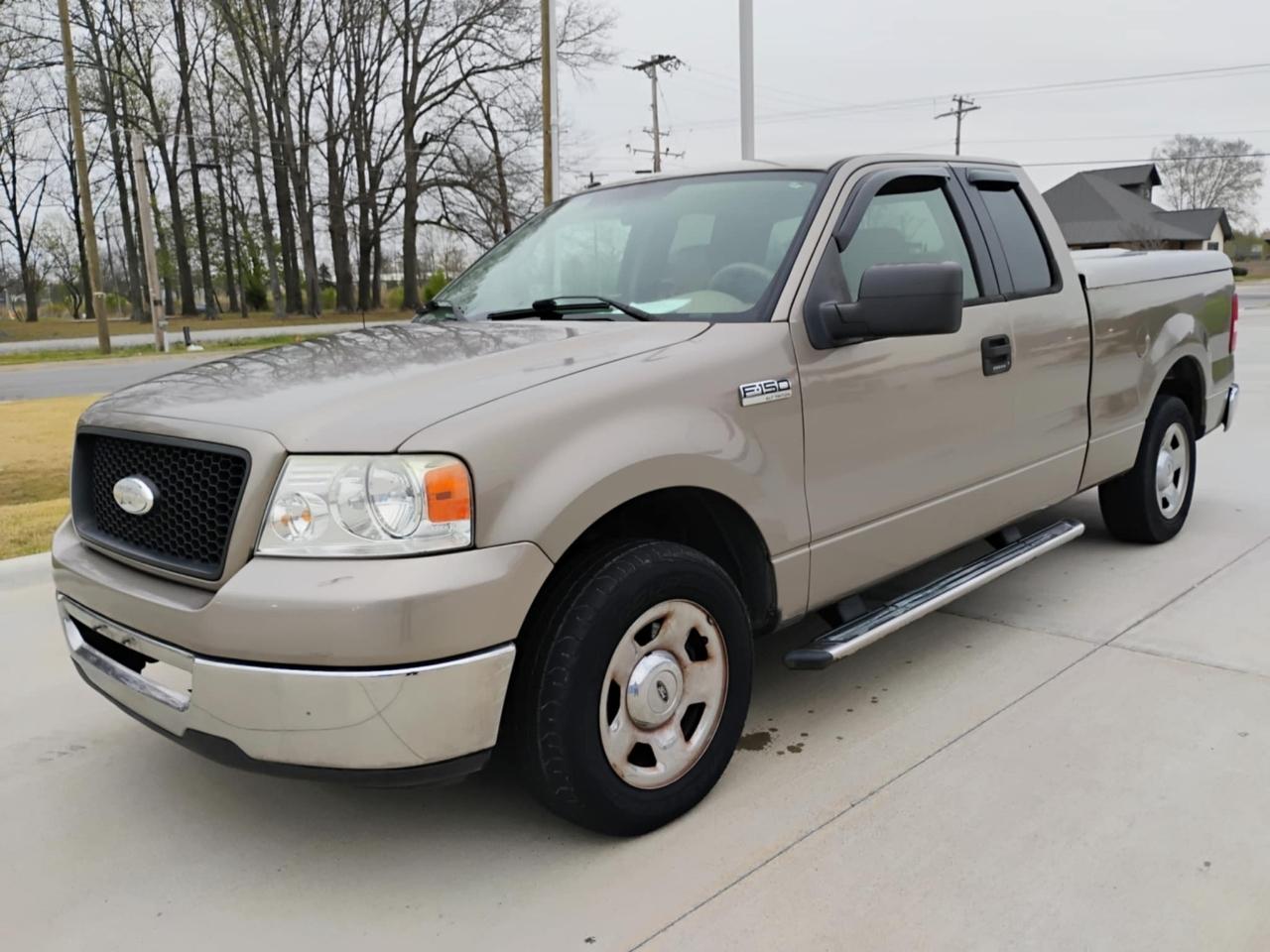 2006 Ford F-150 2WD SuperCab 133" STX