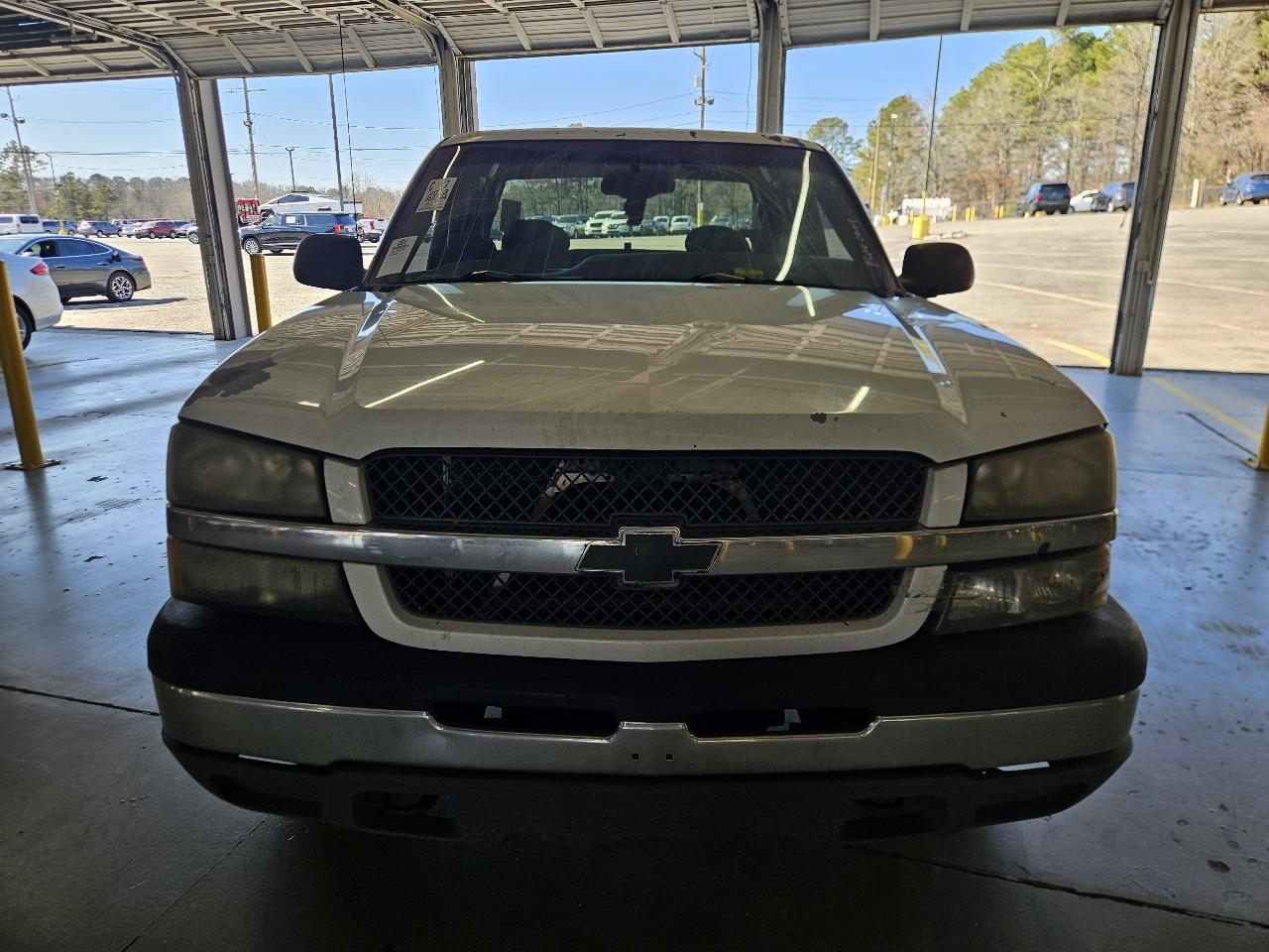 Chevrolet Silverado 1500 2WD Ext Cab 143.5" LS 2003