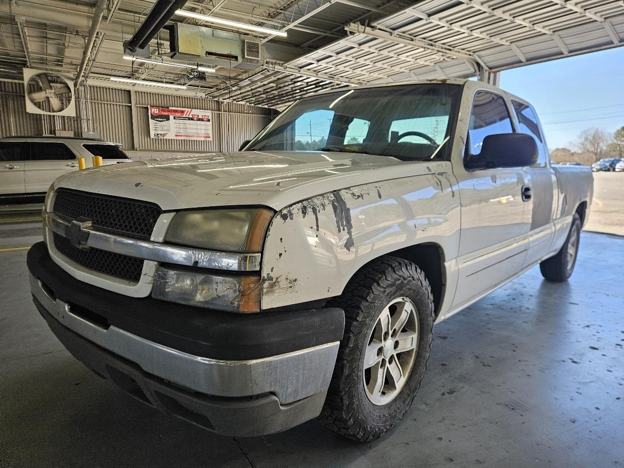 Chevrolet Silverado 1500 2WD Ext Cab 143.5" LS 2003