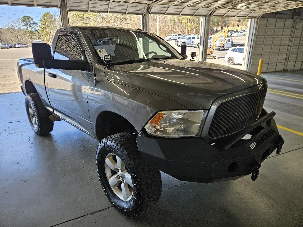 RAM 1500 4WD Reg Cab 120.5" Express 2013
