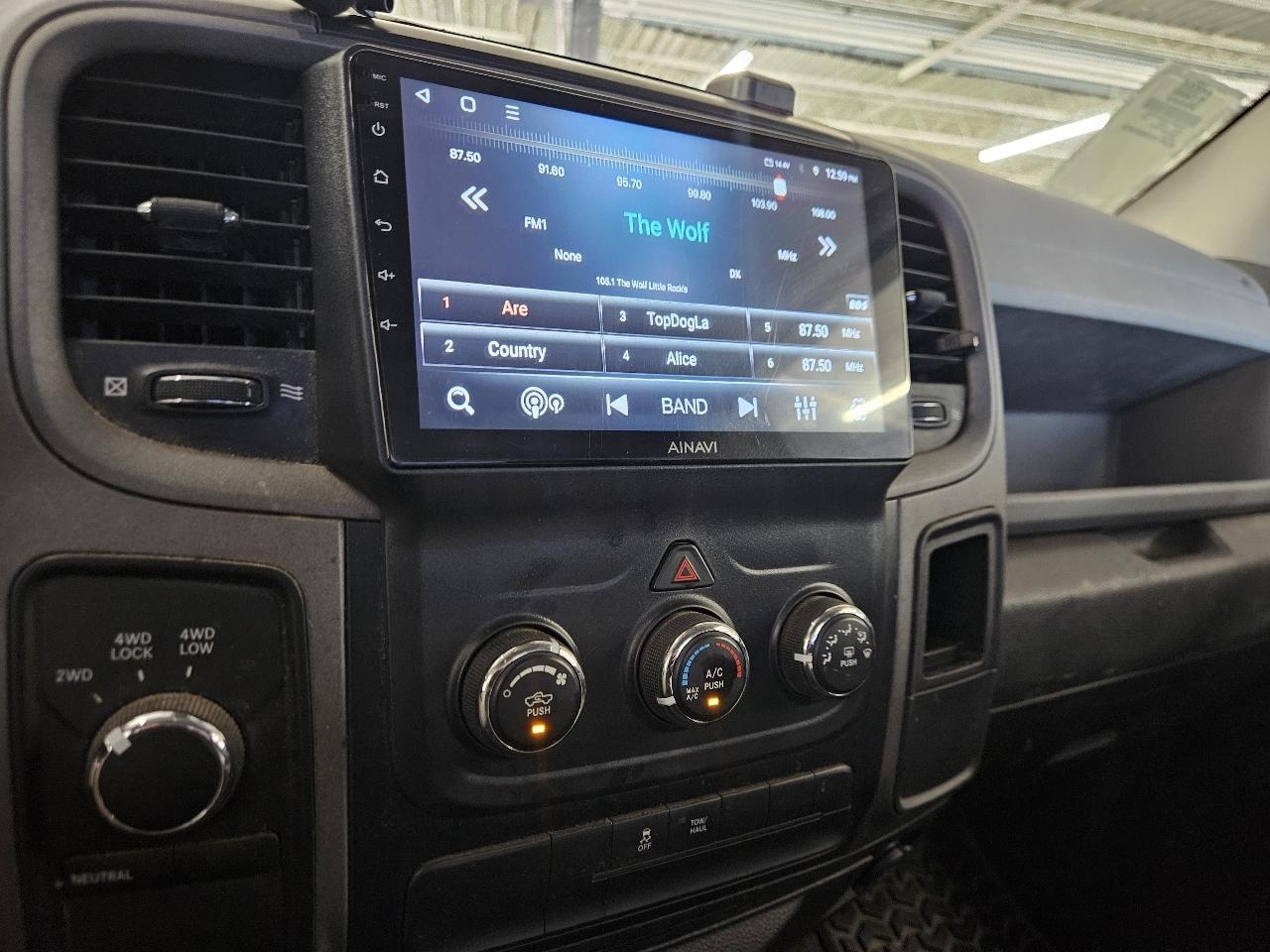 RAM 1500 4WD Reg Cab 120.5" Express 2013