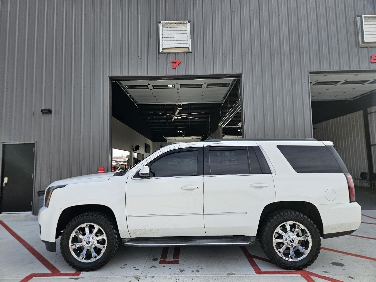 GMC Yukon 4WD 4dr SLE 2015