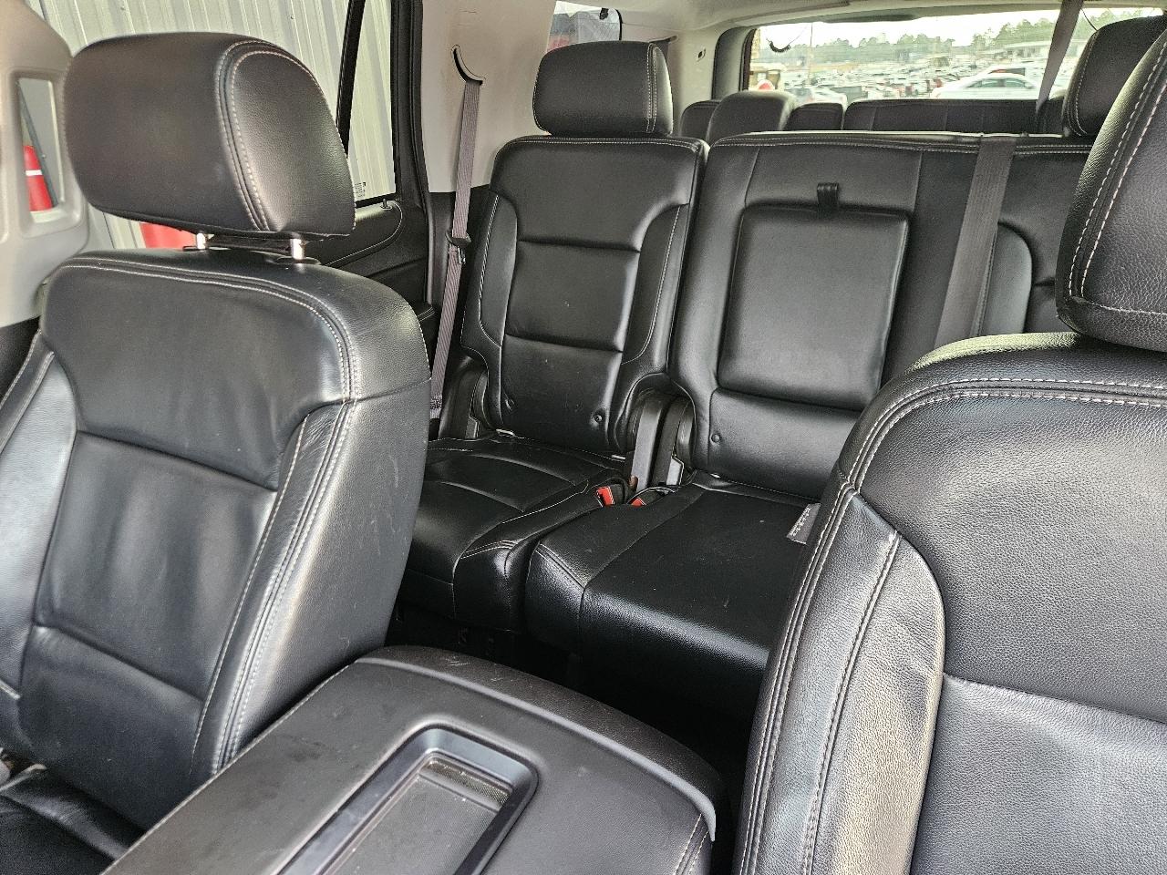 GMC Yukon 4WD 4dr SLE 2015