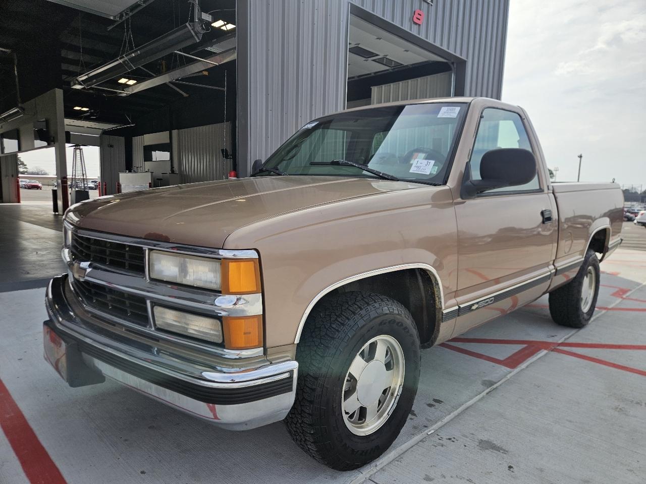 Chevrolet C/K 1500 Reg Cab Sportside 117.5" WB 1997