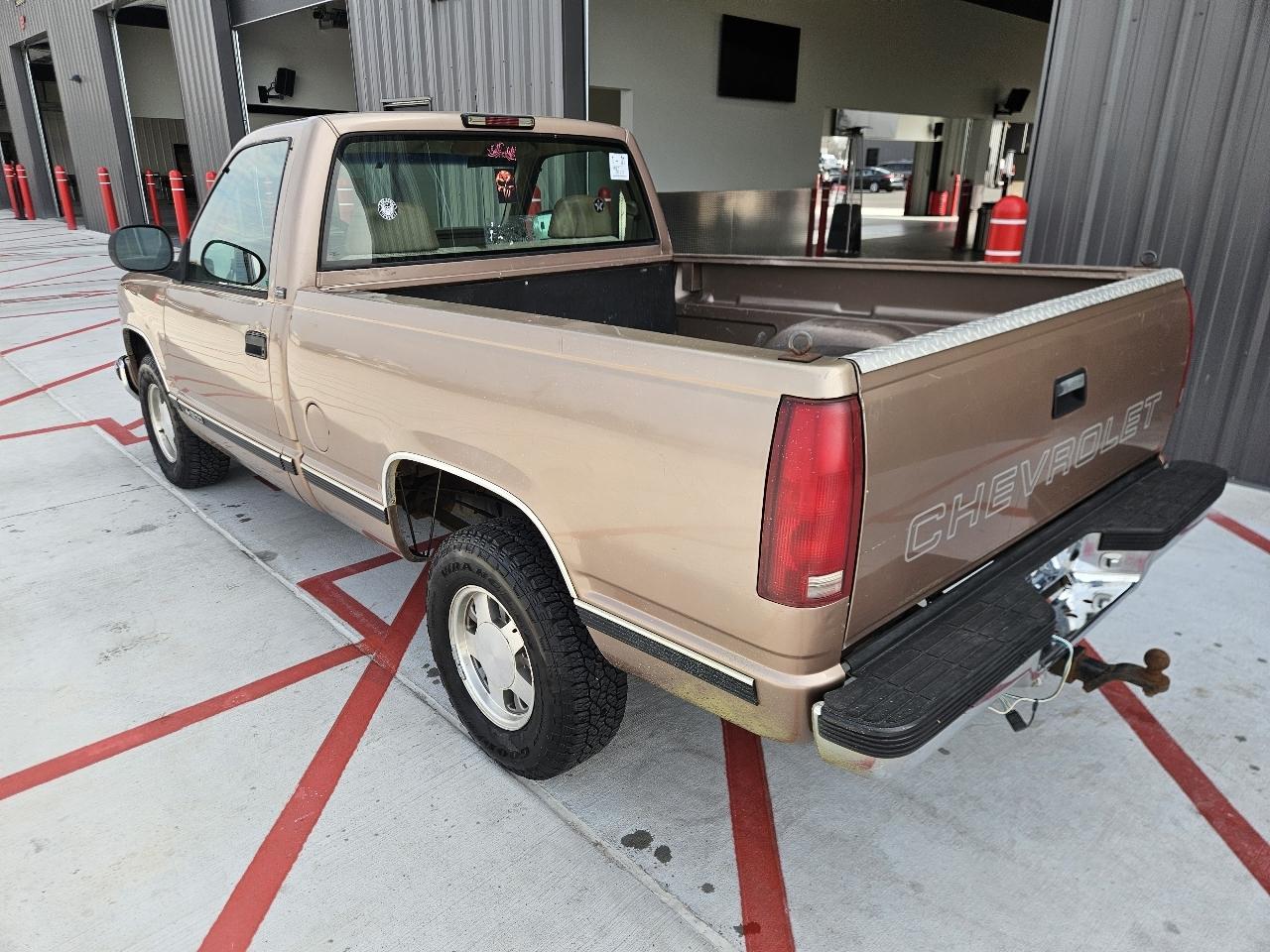 Chevrolet C/K 1500 Reg Cab Sportside 117.5" WB 1997