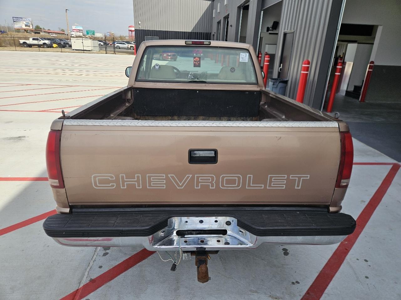 Chevrolet C/K 1500 Reg Cab Sportside 117.5" WB 1997