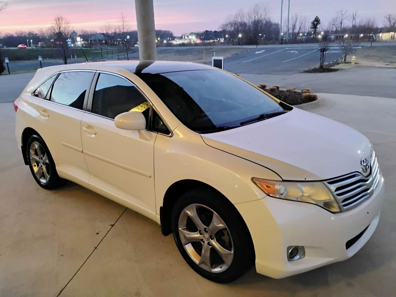 Toyota Venza 4dr Wgn V6 FWD (Natl) 2010