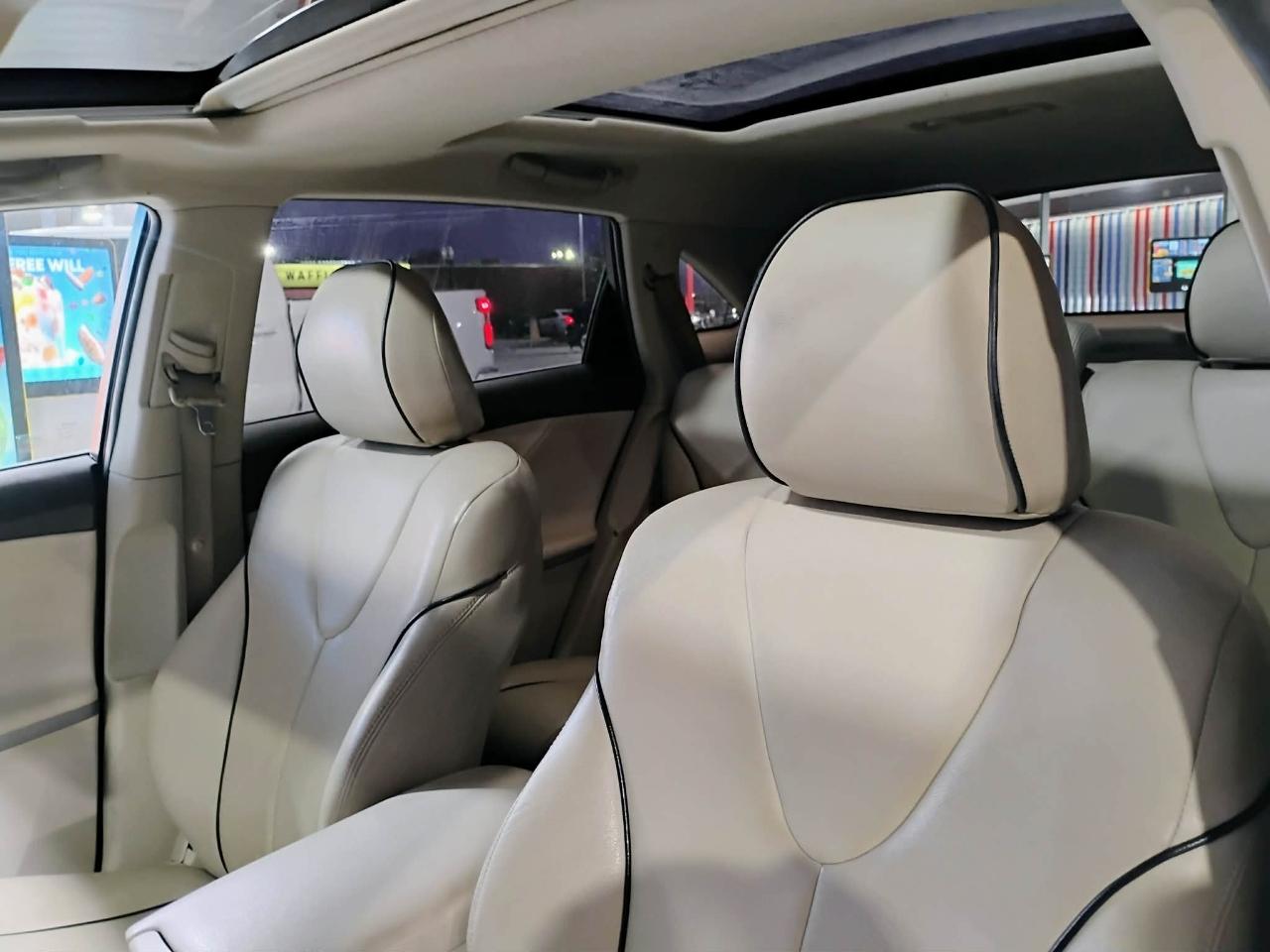 Toyota Venza 4dr Wgn V6 FWD (Natl) 2010