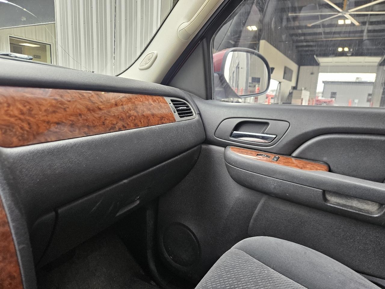 Chevrolet Avalanche 2WD Crew Cab 130" LT w/1LT 2008