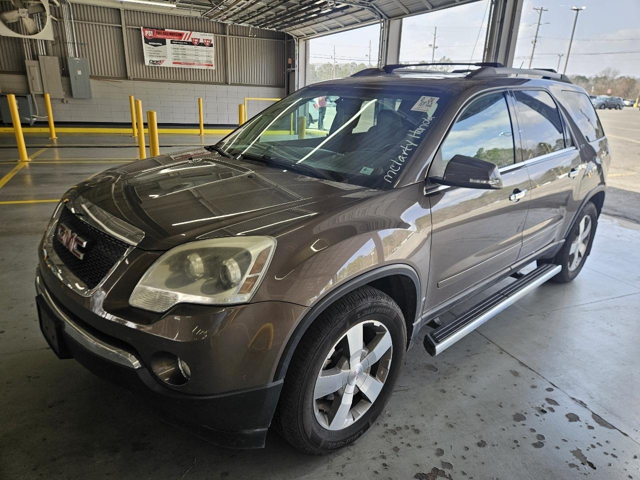 GMC Acadia FWD 4dr SLT1 2011