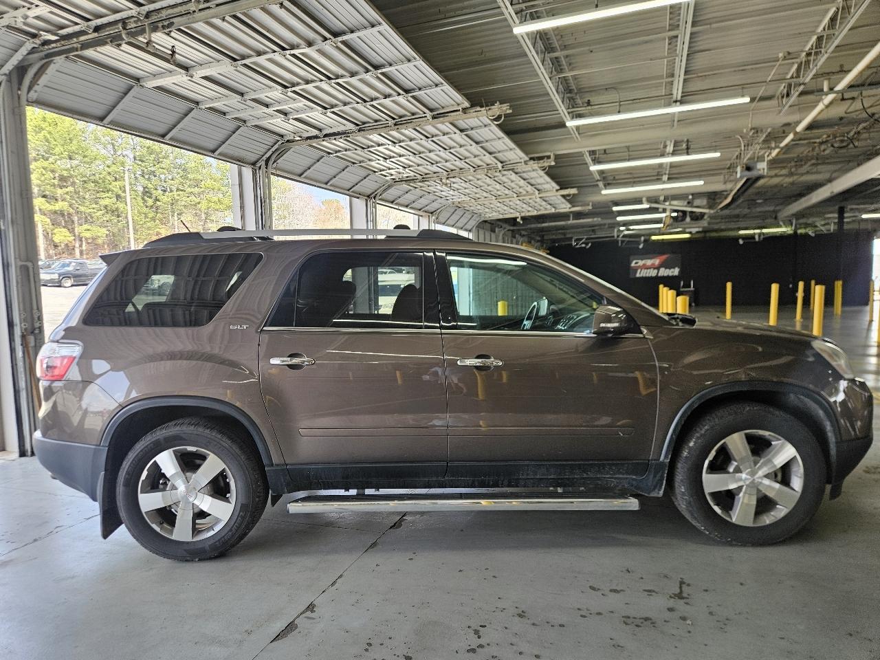 GMC Acadia FWD 4dr SLT1 2011